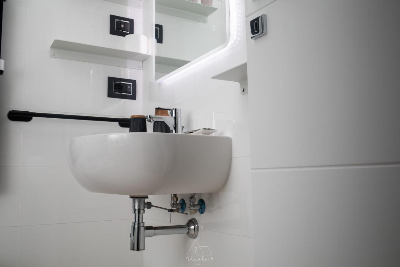 Vicolo 5 Bed and Breakfast Salerno Exteriör bild