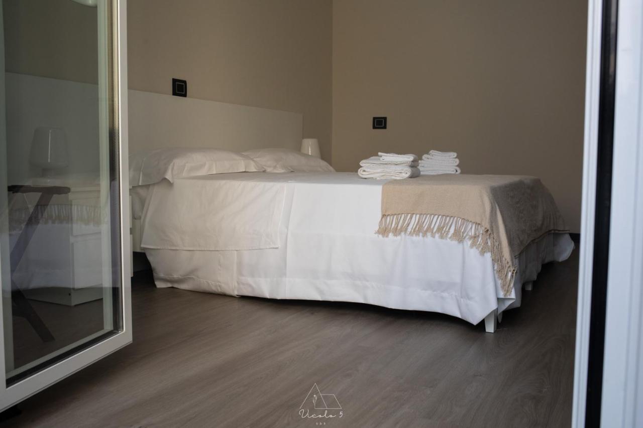 Vicolo 5 Bed and Breakfast Salerno Exteriör bild