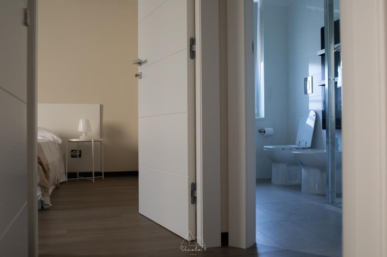 Vicolo 5 Bed and Breakfast Salerno Exteriör bild