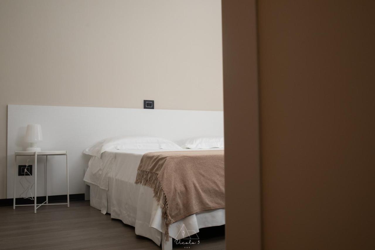 Vicolo 5 Bed and Breakfast Salerno Exteriör bild