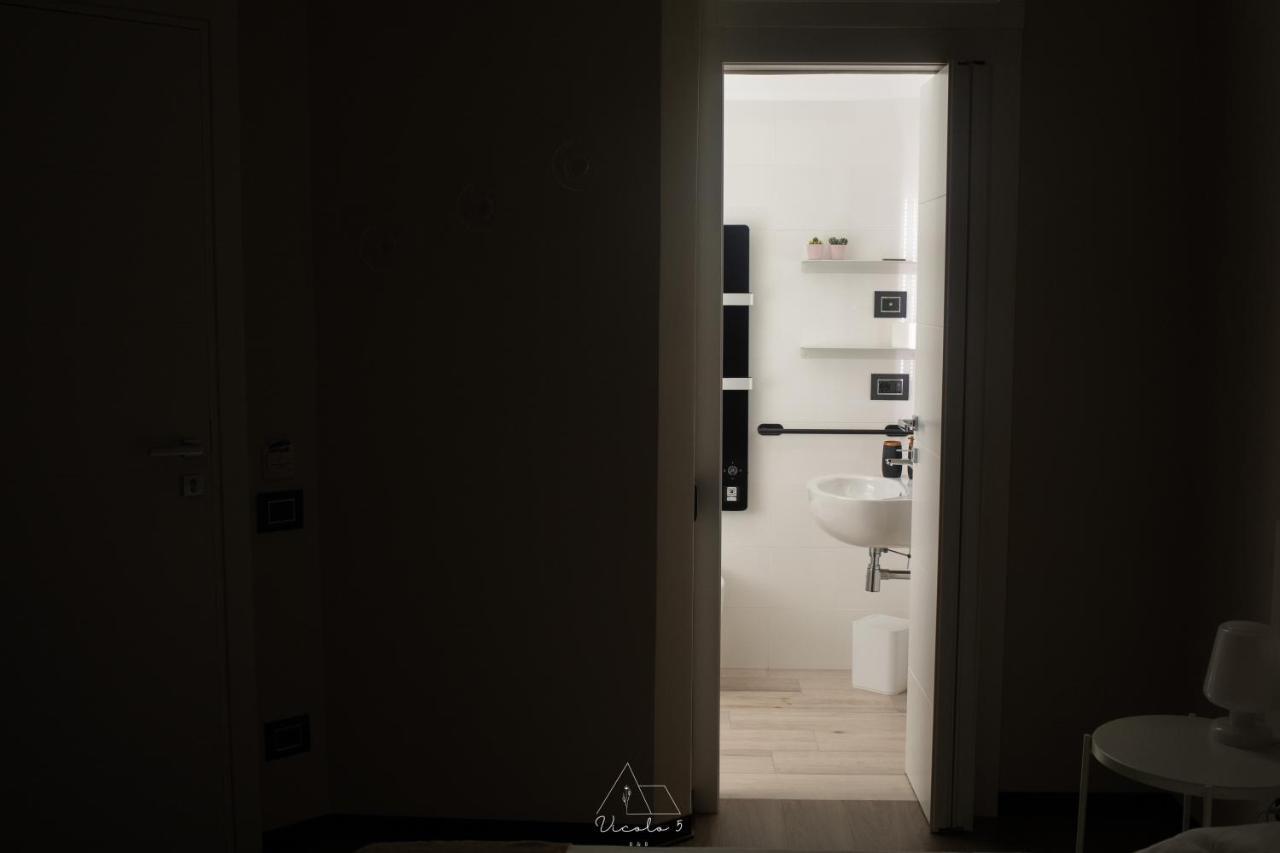 Vicolo 5 Bed and Breakfast Salerno Exteriör bild