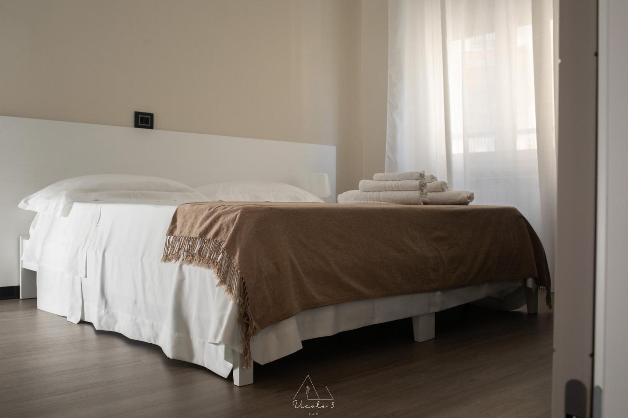 Vicolo 5 Bed and Breakfast Salerno Exteriör bild